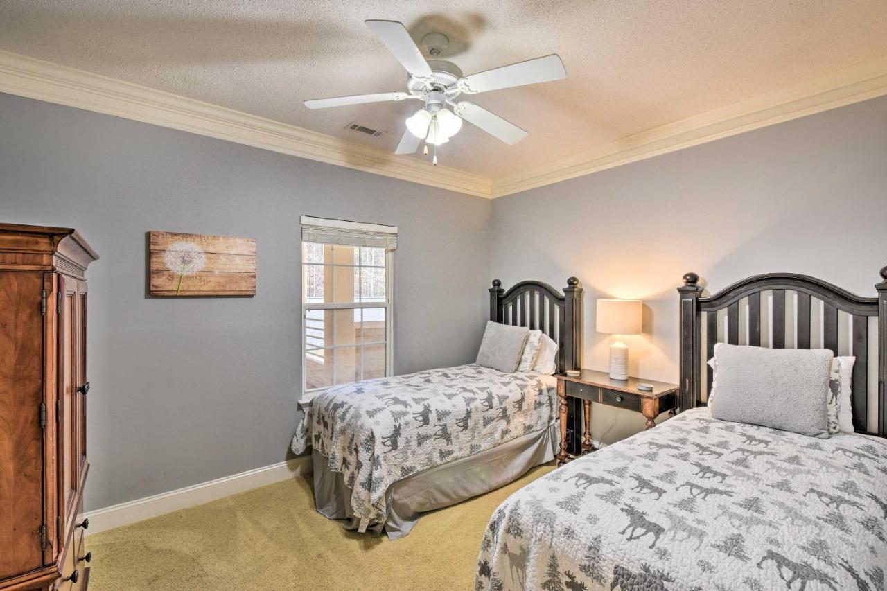 Inviting Kingwood Resort Condo In Clayton! Exterior photo