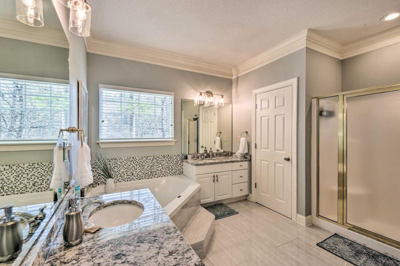 Inviting Kingwood Resort Condo In Clayton! Exterior photo