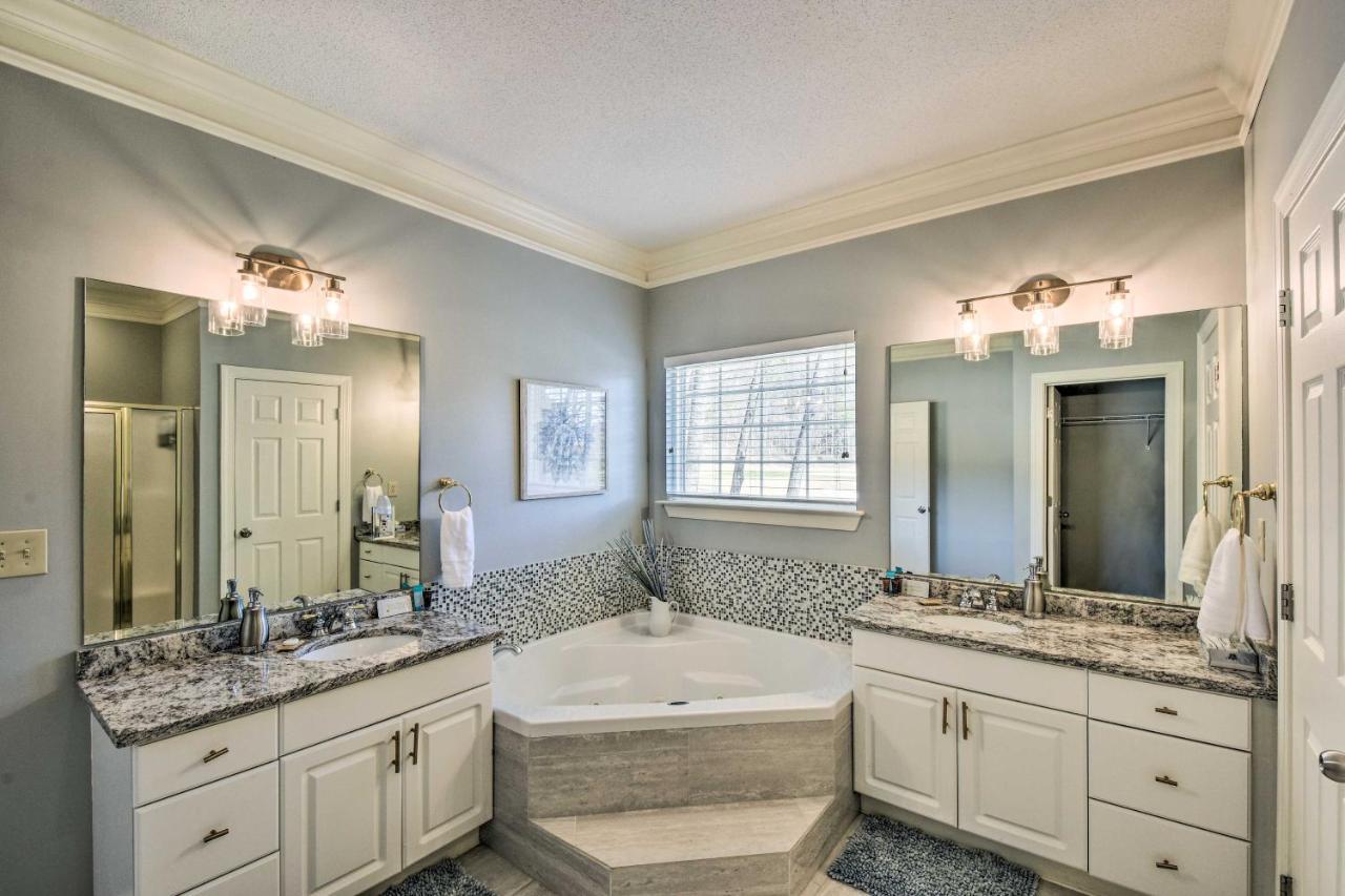 Inviting Kingwood Resort Condo In Clayton! Exterior photo